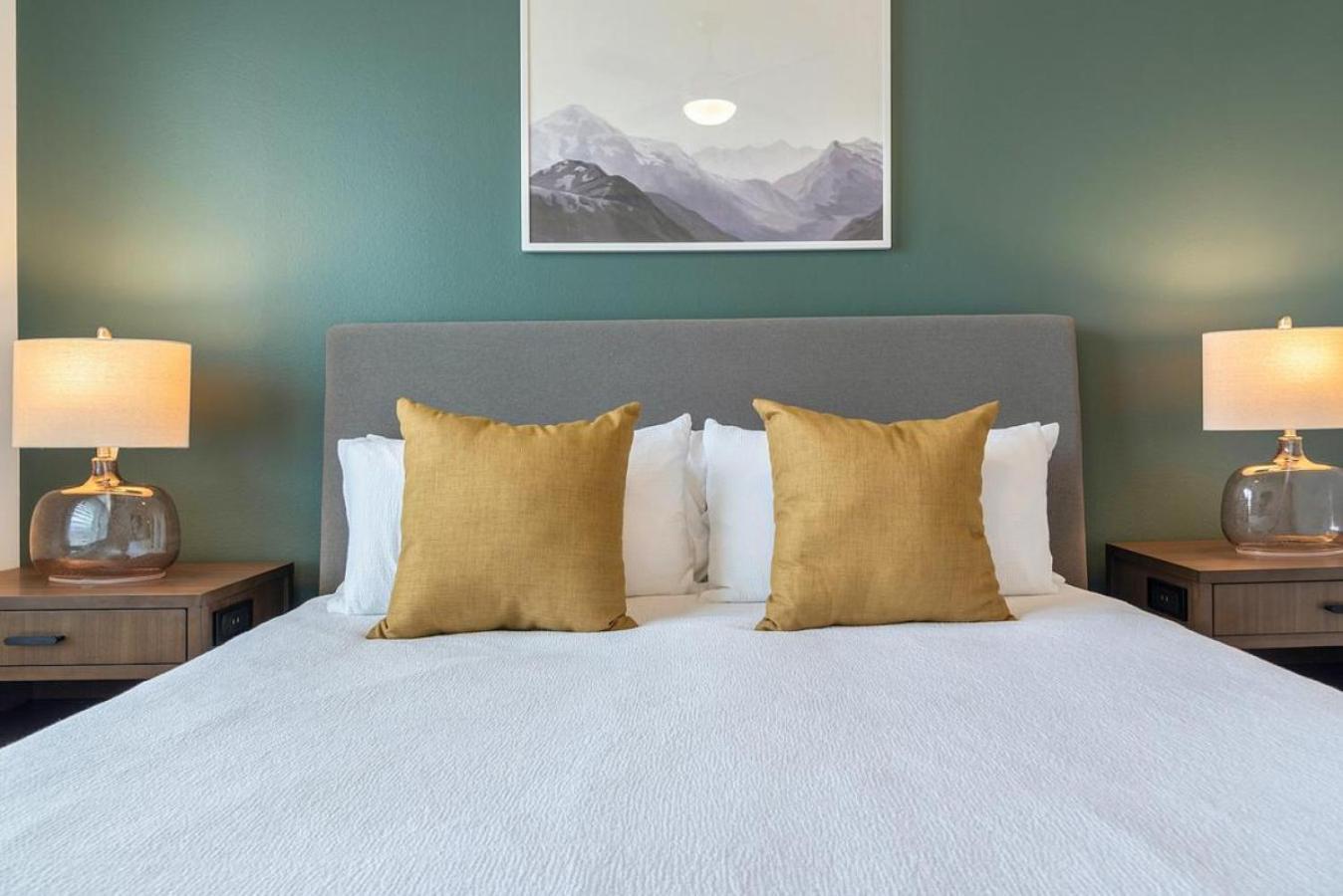Landing At The At Midtown - 1 Bedroom In Northeast